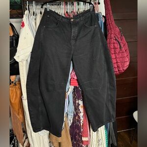 We the free good luck mid rise barrel jeans size 31